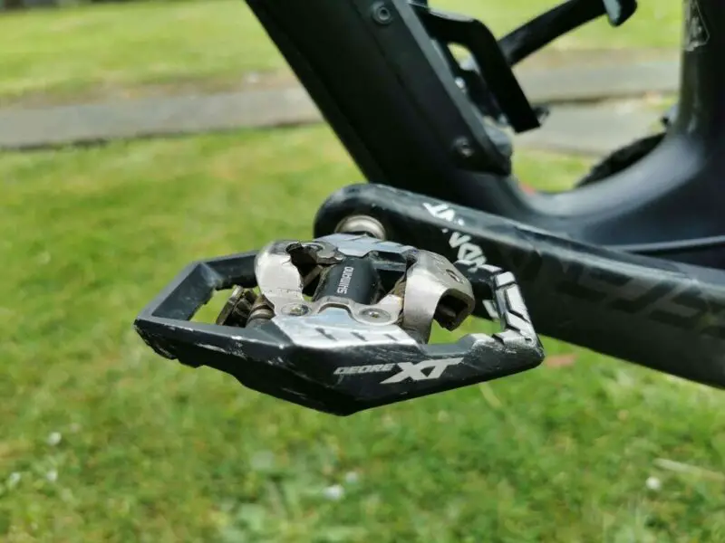 mountain bike vs road bike pedals