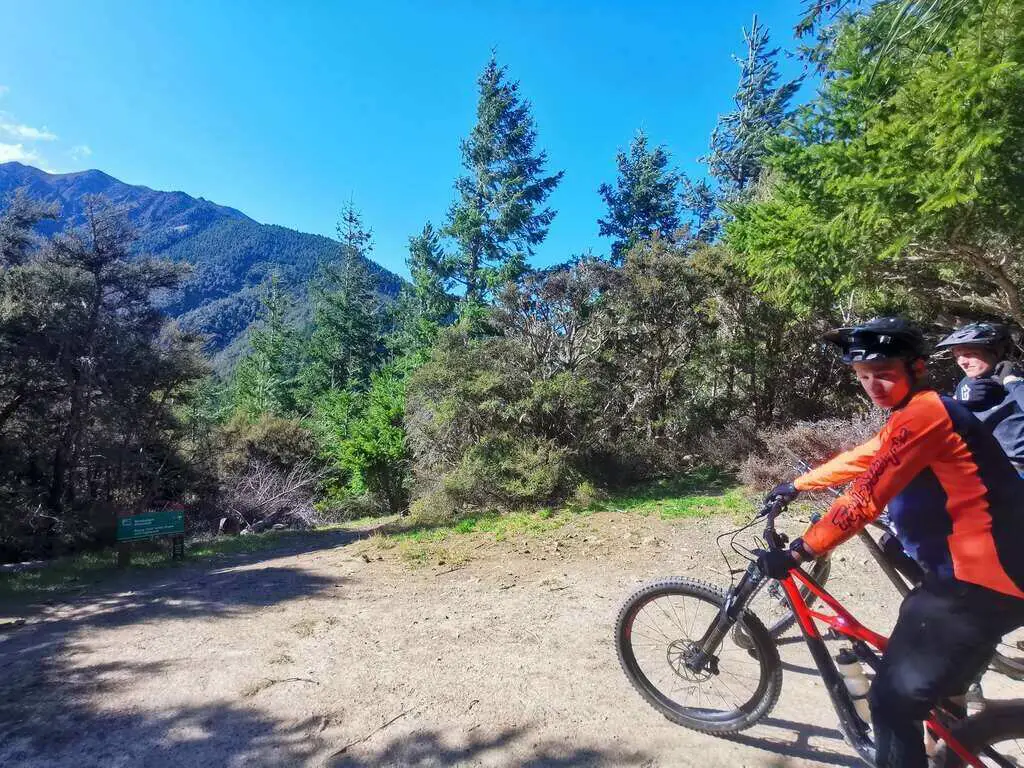 Best Mountain Bike Apparel Brands What you Should Wear!